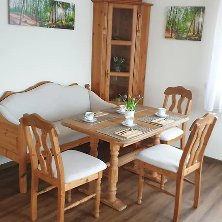 Helle Und Zentrale Ferienwohnung Mit Treppenlift Apartment Oldenburg